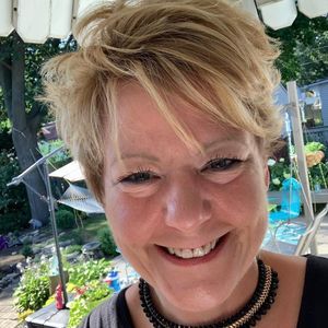 Meet your Posher, Diane